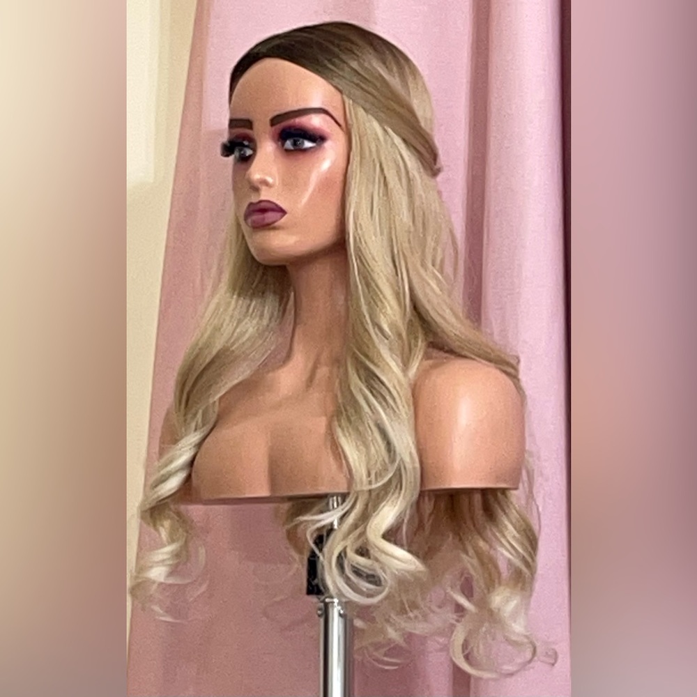 Gorgeous Goldie- Locks Synthetic Wig